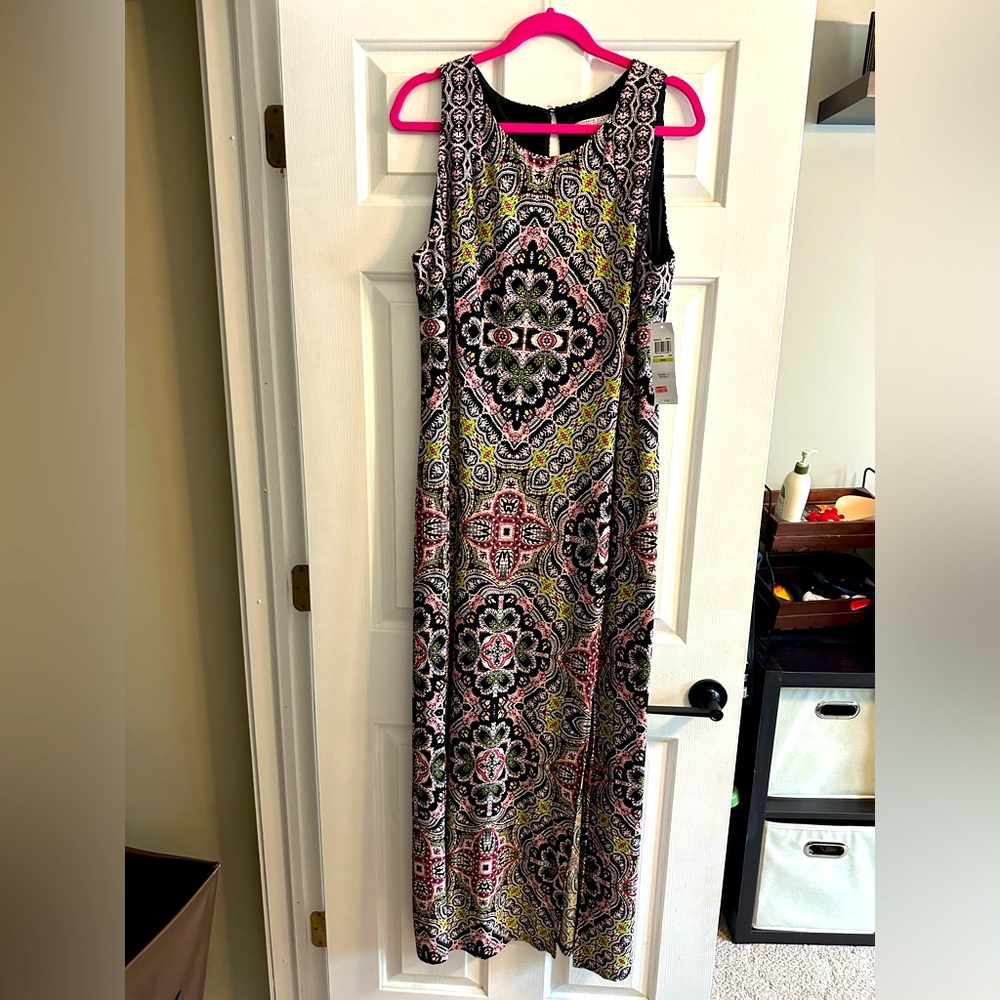 Women’s 18W London Style Collection Sleeveless Long Dress